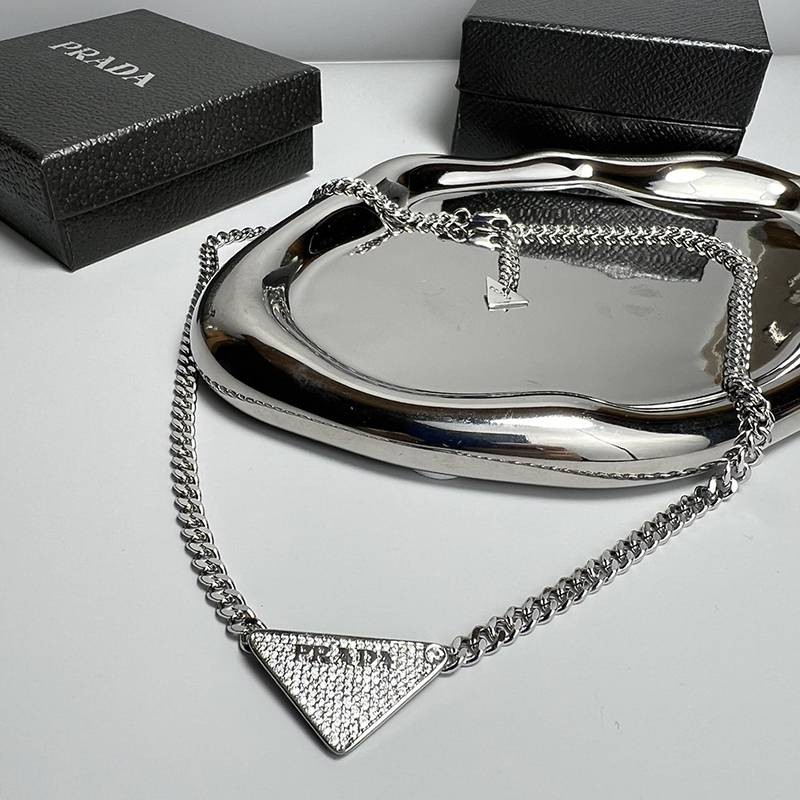 Perfect gift? Prada symbol necklace replica pux67054