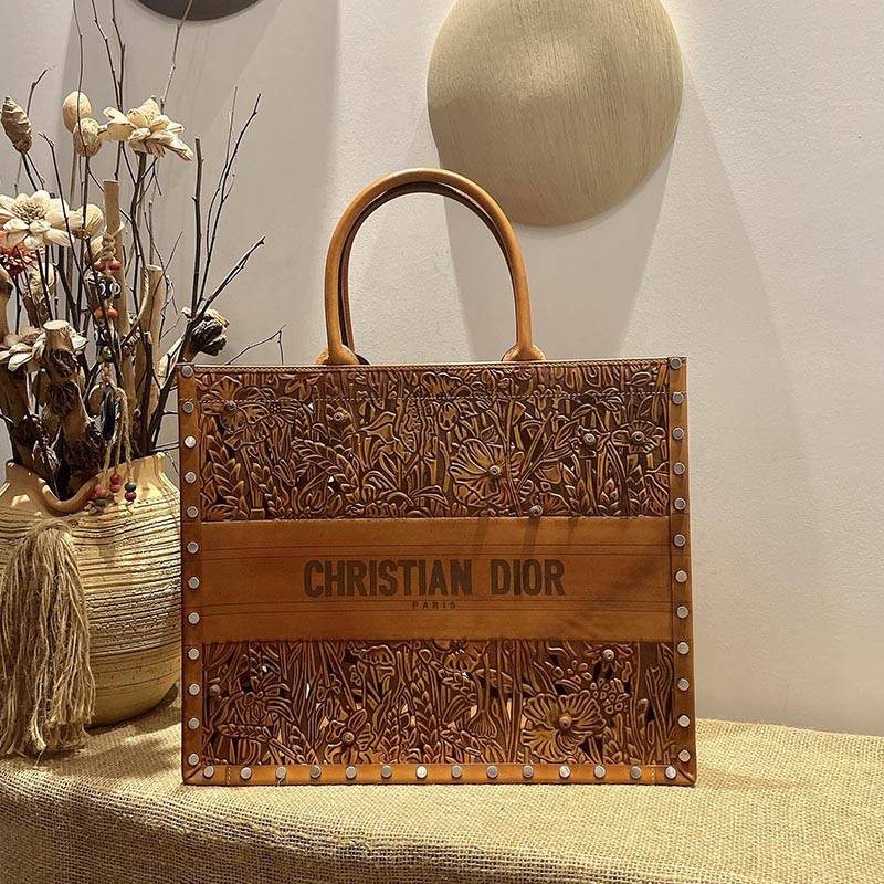 No. 1 in cumulative sales! Dior Book Tote Bag Replica 2 sizes def15532