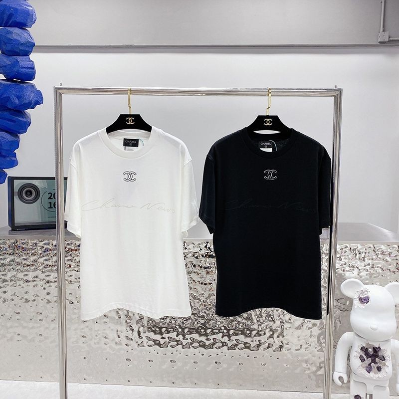 21AW New Chanel T-shirt Parody Print Pret-a-Cruise Short Sleeve shr69847