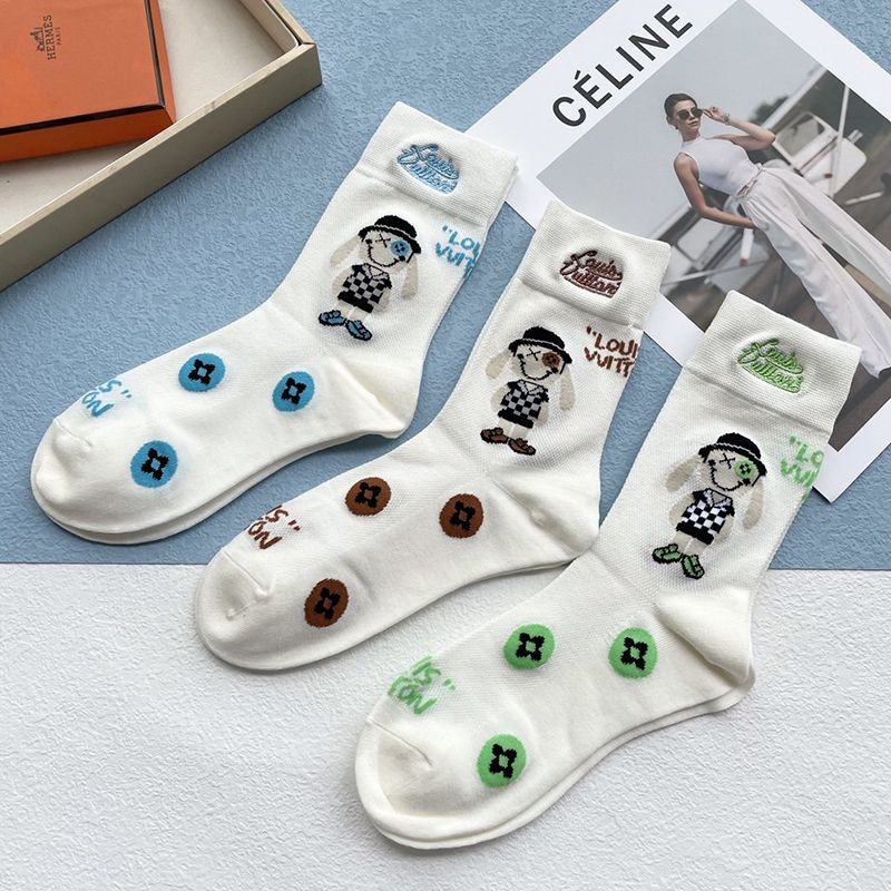 [Get a cute item] Louis Vuitton socks set replica, all 3 types, cumulative sales total No. 1! vux80163