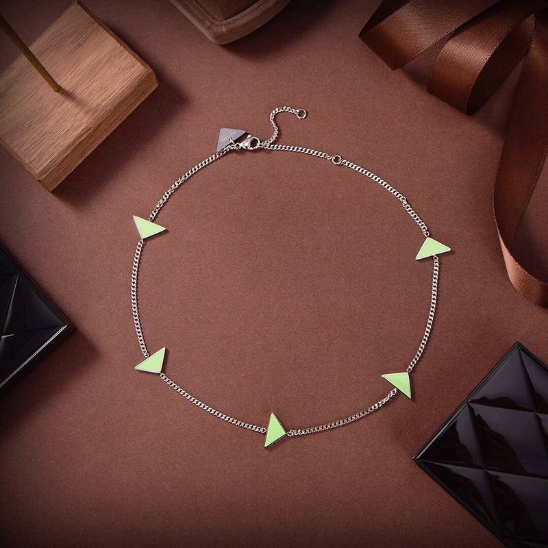 Fashionable? Prada Logo Triangle Bracelet Replica puu11580