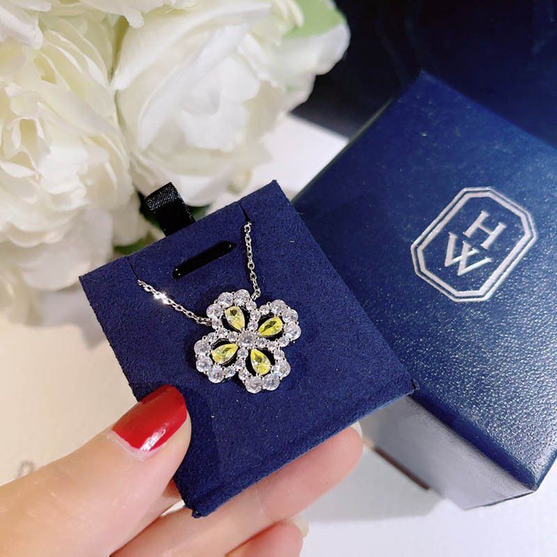 Harry Winston - Loop Pendant inj78916 Sold Out