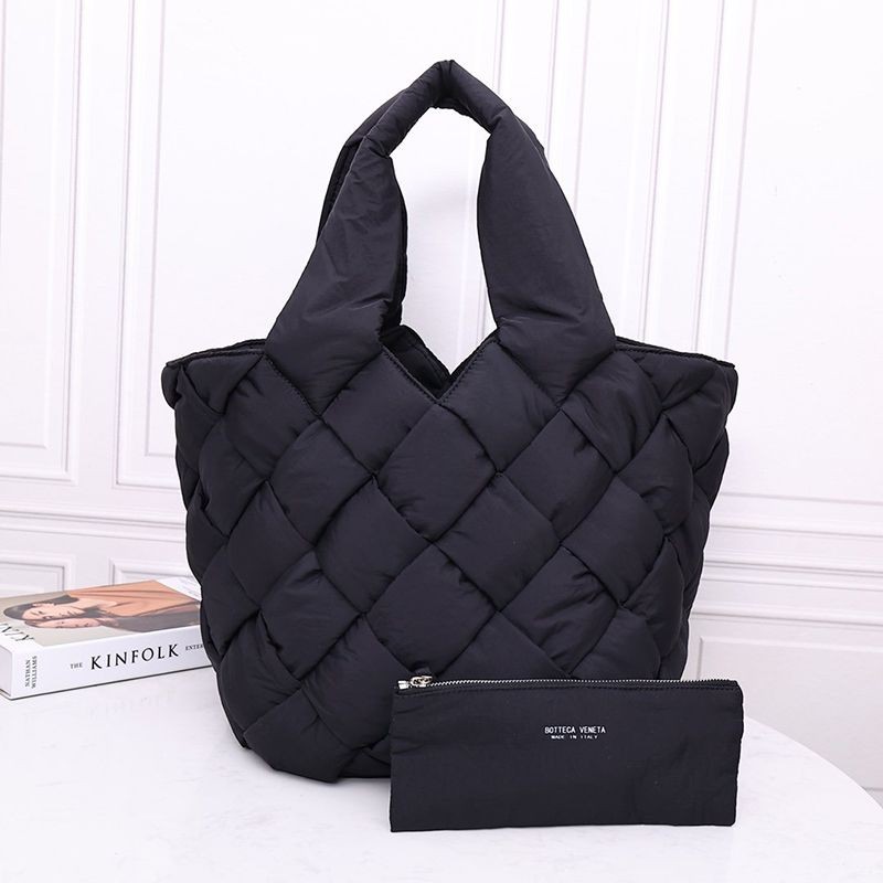 Spring New Arrivals Bottega Veneta Cassette Intrecciato Tote Bag Replica bof02437 Spring New Arrivals Bottega Veneta Cassette Intrecciato Tote Bag Replica bof02437