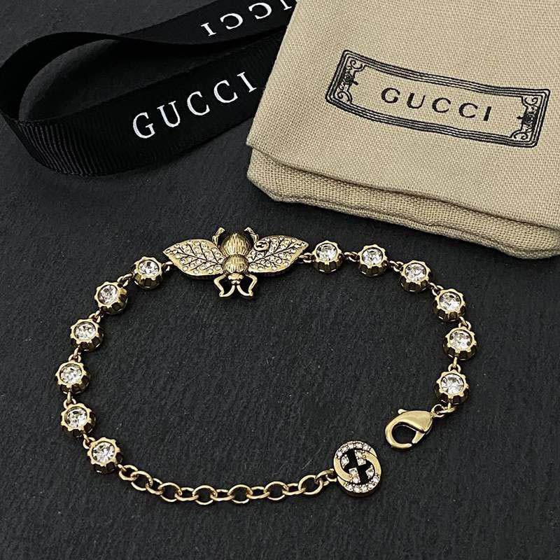 Very popular: Gucci cute bee gold chain bracelet replica gum66045