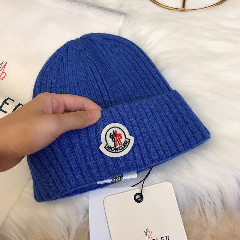 ★Popular in Japan! Moncler Ribbed Beanie Copy Logo Patch Knit Hat mox34858