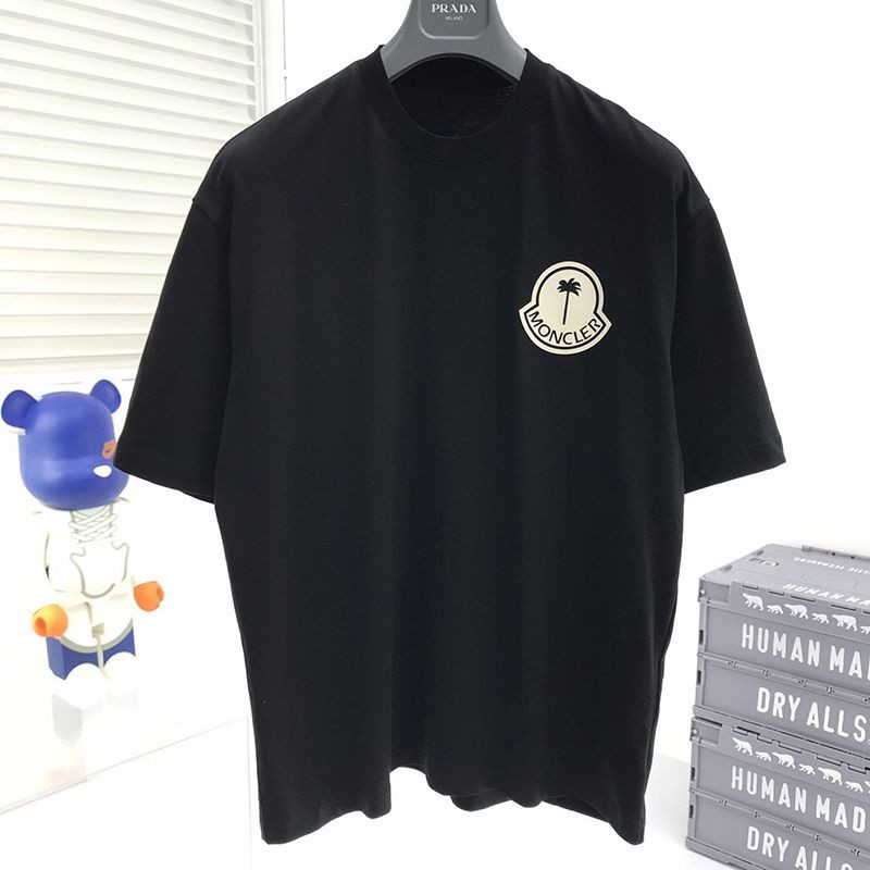 Sold out 22SS Moncler Black Logo Cotton T-shirt Replica mob23849