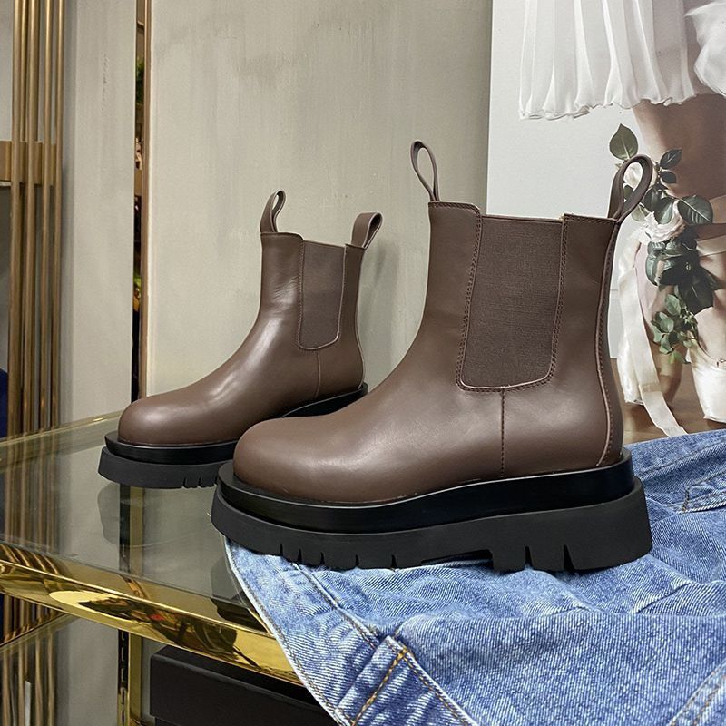 No. 1 in cumulative sales! ☆Bottega Veneta The Tire Boots Rain Shoes Fake bou98279