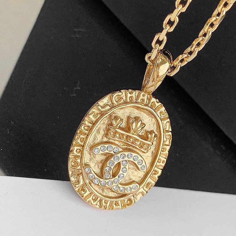 Very popular!! New color Chanel necklace replica metal & strass shw78580