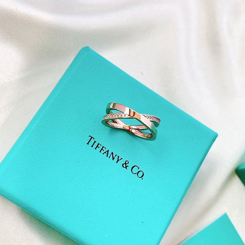 Very popular: Tiffany T narrow ring 45mm 18k gold Tih02817