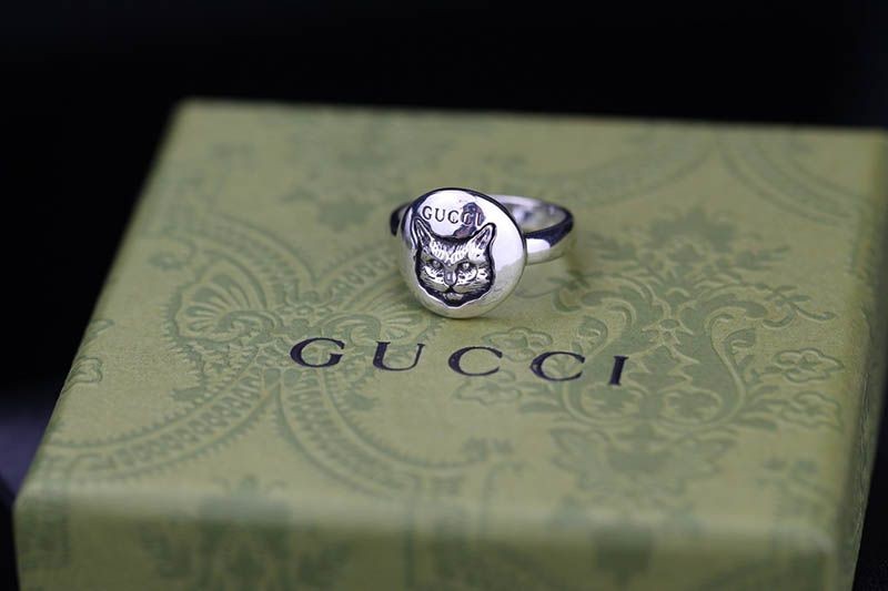 Cat motif is rapidly gaining popularity! Get it before it sells out! Gucci ring replica guo69640
