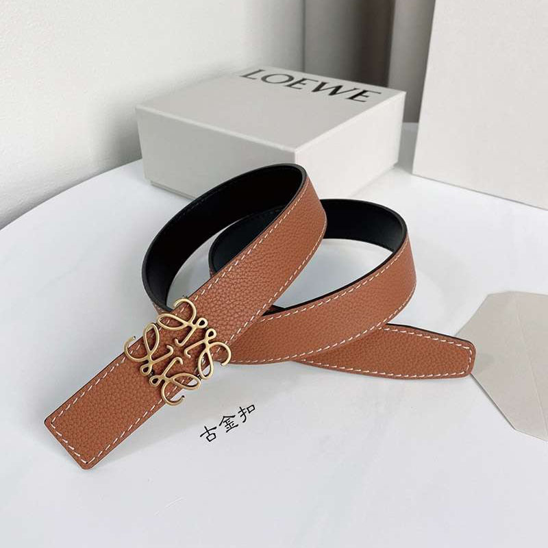 Love at first sight? Stylish? [LOEWE] Calf leather anagram buckle reversible belt loa07588