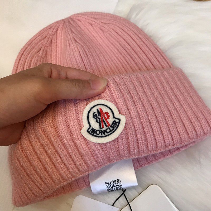 New Spring Items Moncler Ribbed Beanie Logo Patch Knit Hat Replica moh79141