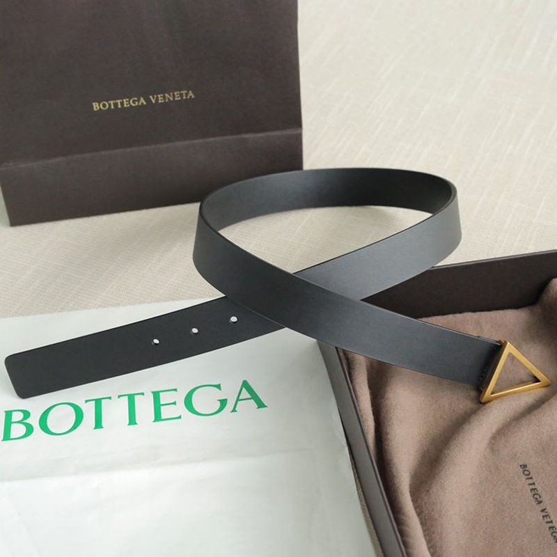 ★Japan!! Popular! Bottega Veneta Triangle Belt 30mm Replica boo47305