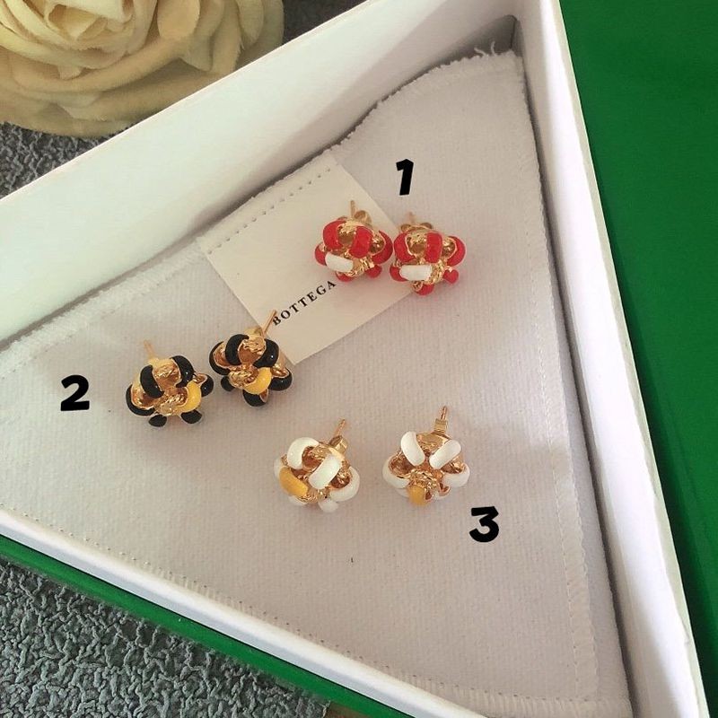 Classic [Bottega Veneta fake] TURN* earrings, silver & enamel, 3 colors, boi43068