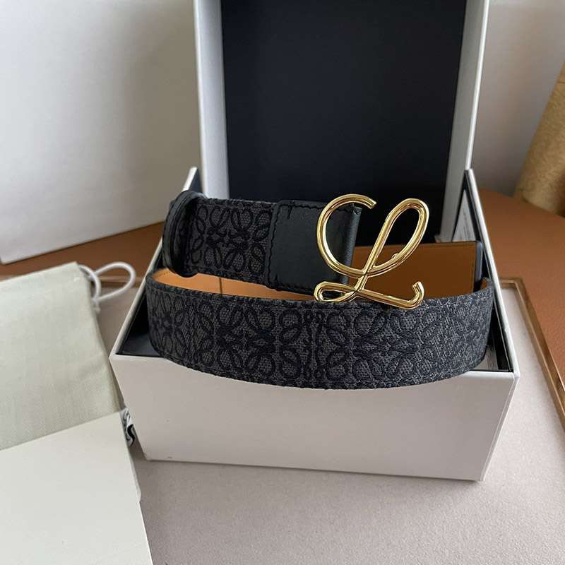 A hot topic! [Popular item] Loewe calf leather Anagram belt replica 3.2 cm loa82783