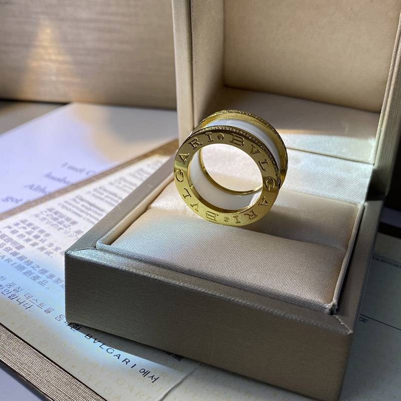 New Spring Collection Bvlgari B.ZERO1 18K Gold 1 Band Ring Replica Buy69752