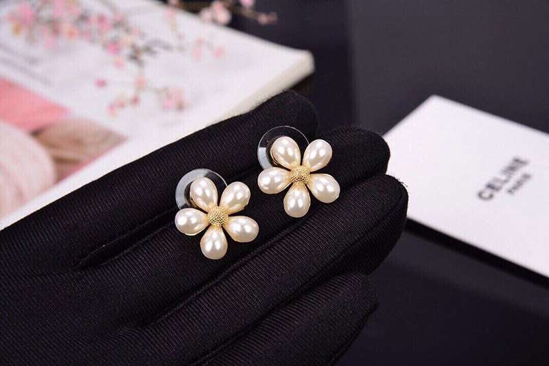 No.1 Popular Celine Flower Glass Pearl Earrings Replica Ceq68816