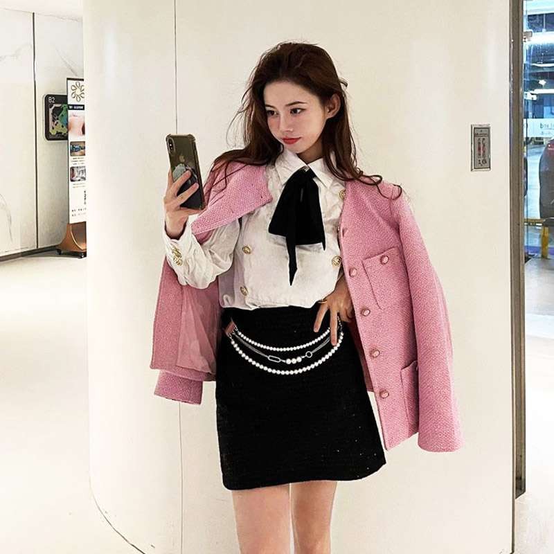 Cute Chanel tweed jacket she80922