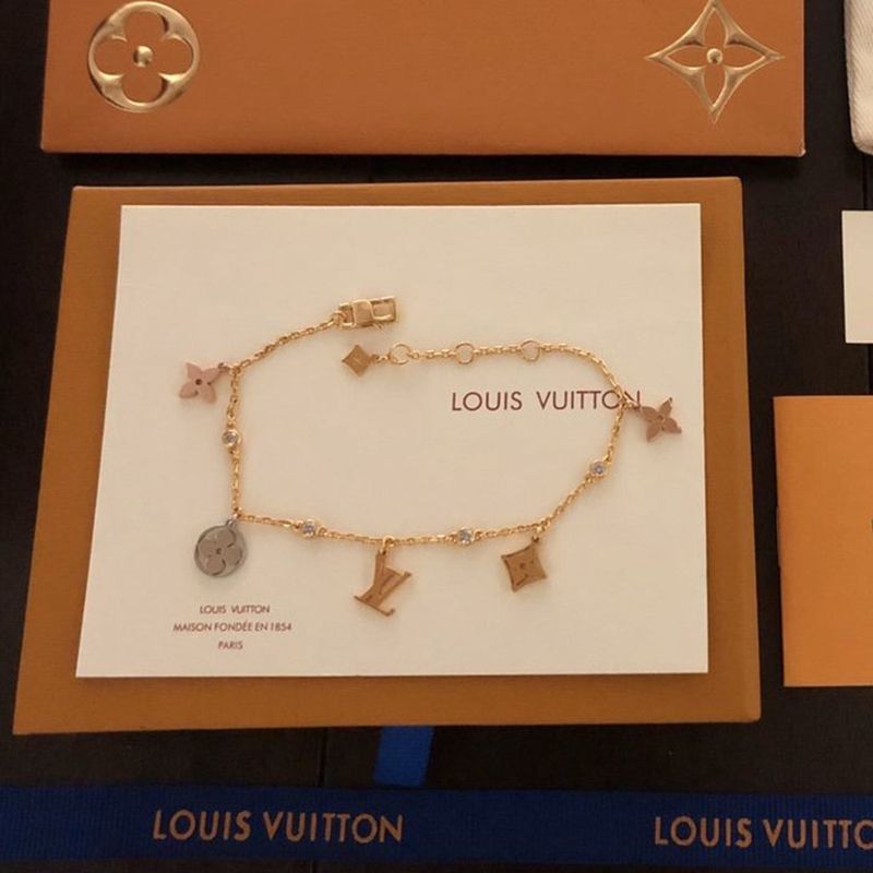 [Domestic shipping] Louis Vuitton Bracelet Idylle Charm Replica 18K Diamond Bracelet Q95689
