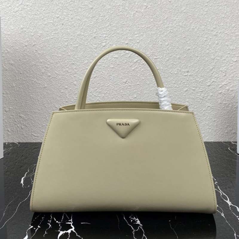 Popular new Prada calfskin handbag replica, perfect as a gift? puw31789