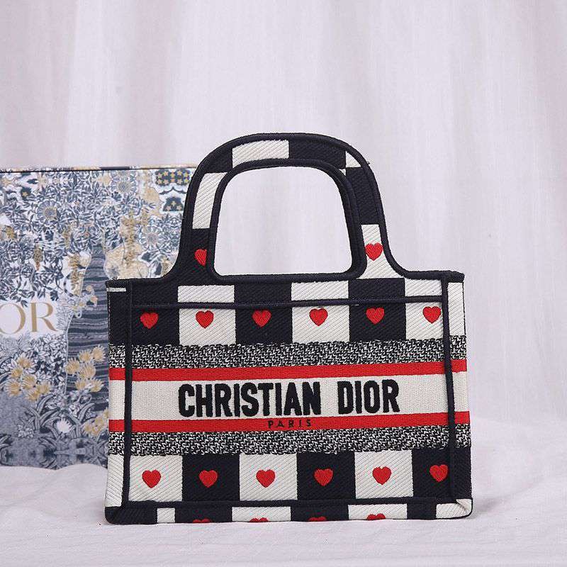 Eye-catching color Dior Book Tote Fake Mini Bag D-Chess Heart Motif Embroidery deq18596