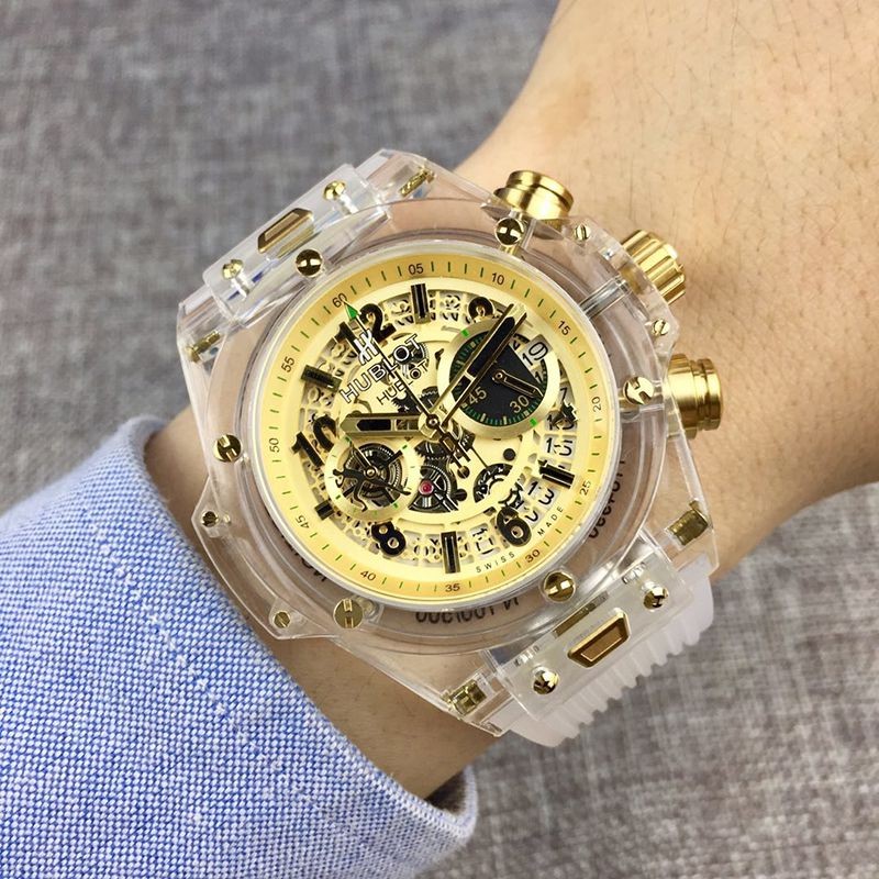 Sure to sell out: Fake Hublot Big Bang watch in transparent case, limited production of 500 pieces hub51282