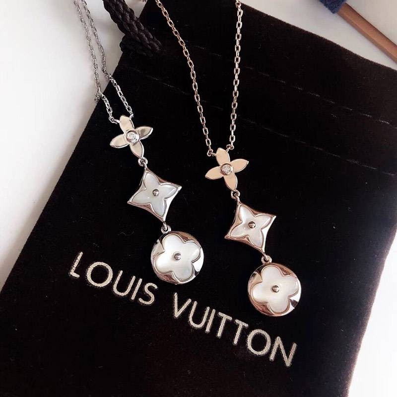 New sale Louis Vuitton replica Cravate Blossom necklace in 2 colors vuh11464 New sale Louis Vuitton replica Cravate Blossom necklace in 2 colors vuh11464