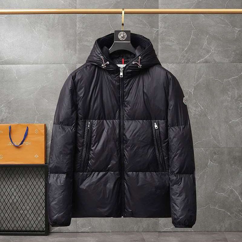 Popular Moncler short down jacket fake moz32297