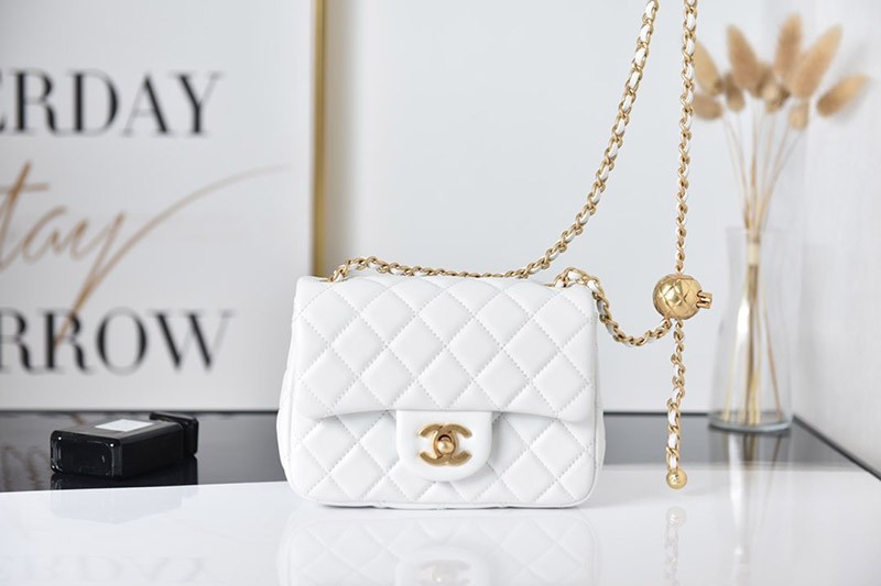 Rare Chanel replica Matelasse chain bag, perfect as a gift? shi18163