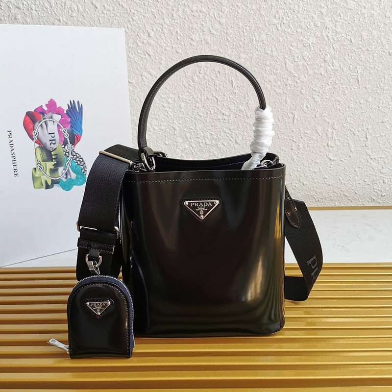 Stylish? [21AW] Prada calfskin handbag replica puw06626