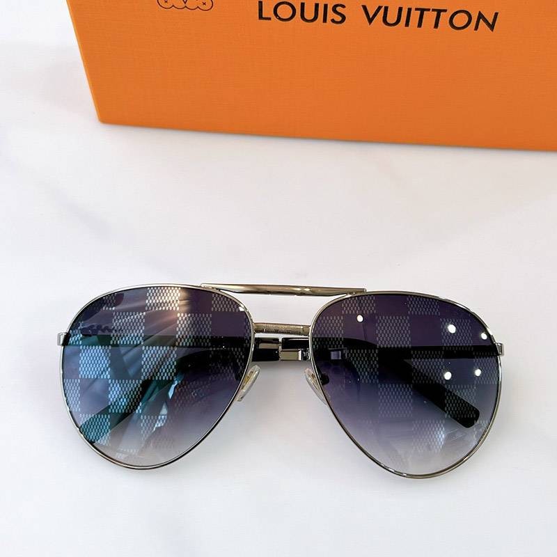 Rare Louis Vuitton Sunglasses Clockwise Canvas Z0868 Available in 7 Colors vux40964