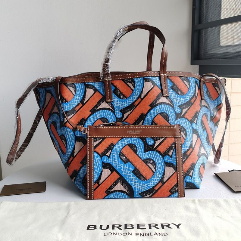 Burberry Medium Check Canvas Beach Tote Replica Bas66327 - Popular all over the world