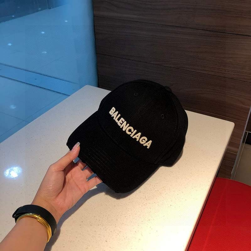 Very popular all over the world? Balenciaga logo cap replica bar78564