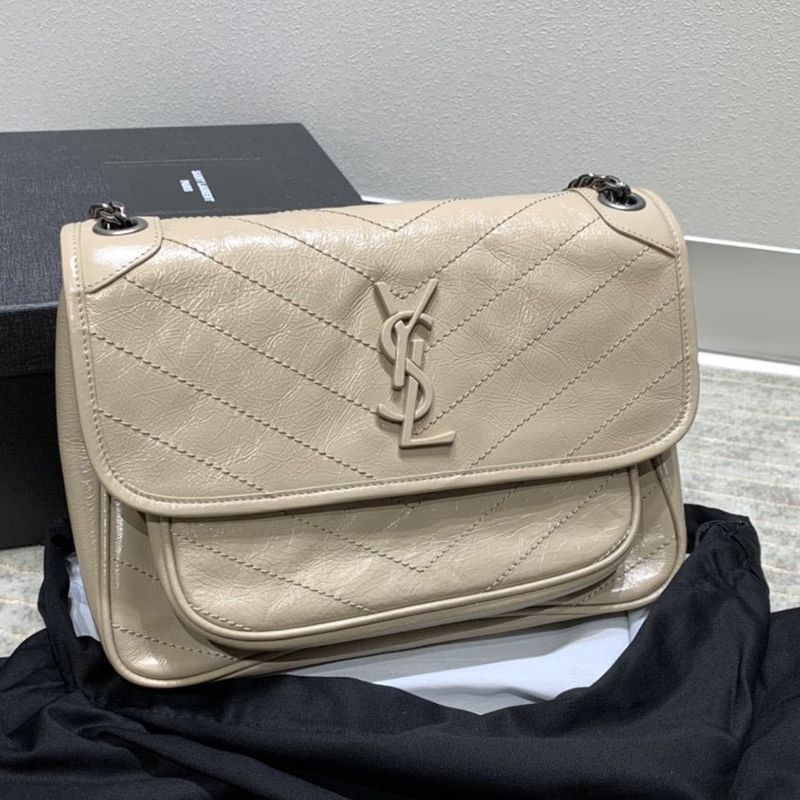22AW New Saint Laurent Shoulder Bag Replica Niki Medium Crinkle Vintage Leather Sal38015