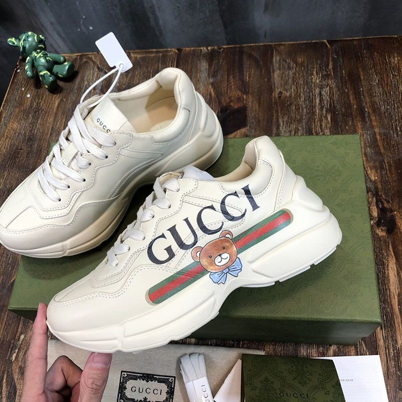 Very popular! Gucci Copyright Children's Logo Leather Sneakers gup24018 Very popular! Gucci Copyright Children's Logo Leather Sneakers gup24018