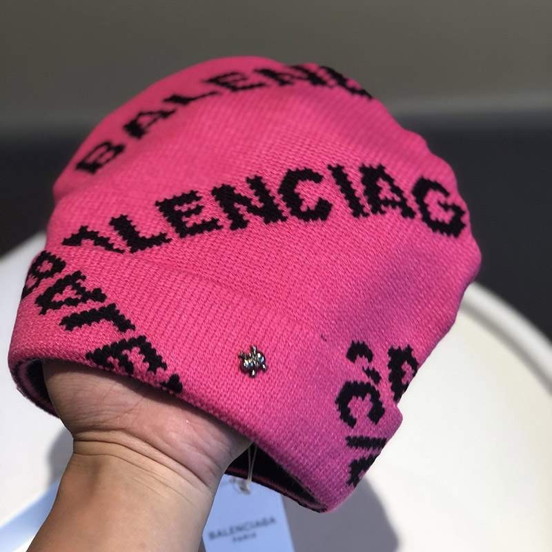 Eye-catching and super popular Balenciaga logo intarsia knit hat ? baf93928