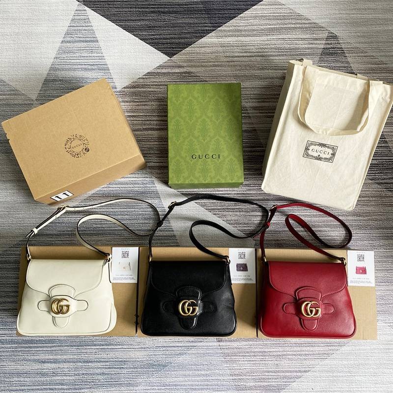 Love at first sight? Replica Gucci Double G Small Messenger Bag 3 colors gua10490
