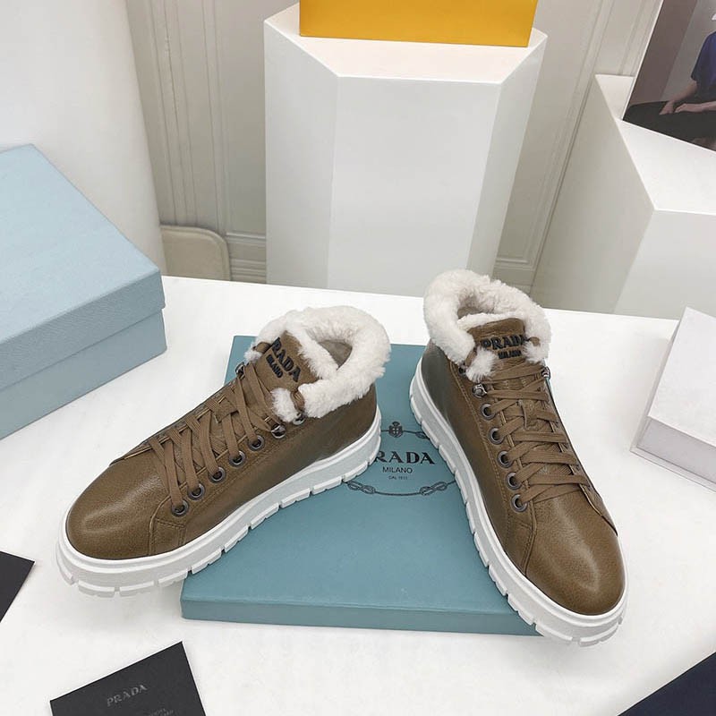 ★Japan!! Popular! Prada☆Double Wheel Sneakers Replica pua92904