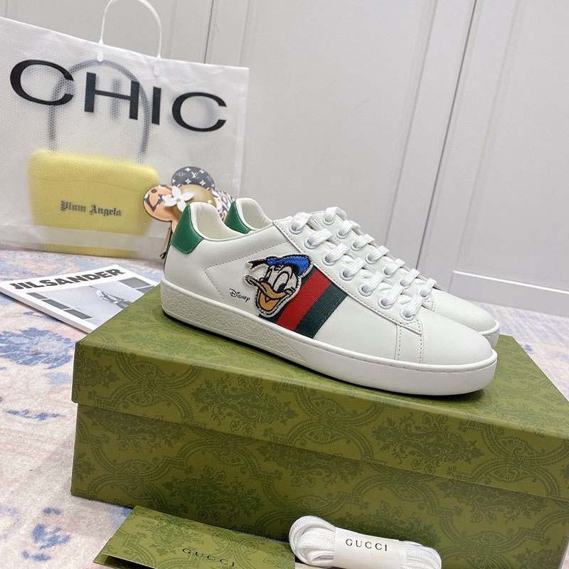 No. 1 in cumulative total sales! DISNEY x Gucci Donald Duck women's sneakers gud37411 No. 1 in cumulative total sales! DISNEY x Gucci Donald Duck women's sneakers gud37411