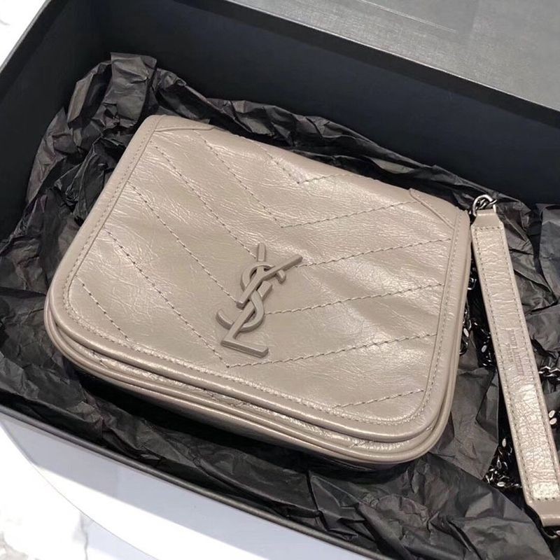 Sold out Saint Laurent Shoulder Bag Replica Niki Chain Wallet Small 5831030EN04