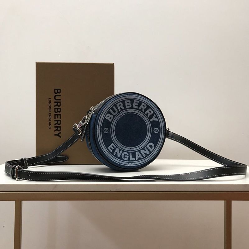 New for Spring: Burberry ICON STRIPE E-CANVAS LOUIS BAG 2WAY 80398651