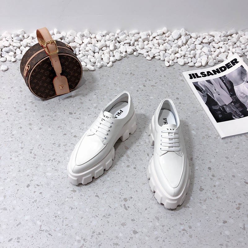 21AW New Prada Replica Brushed Leather Loafers pux79476