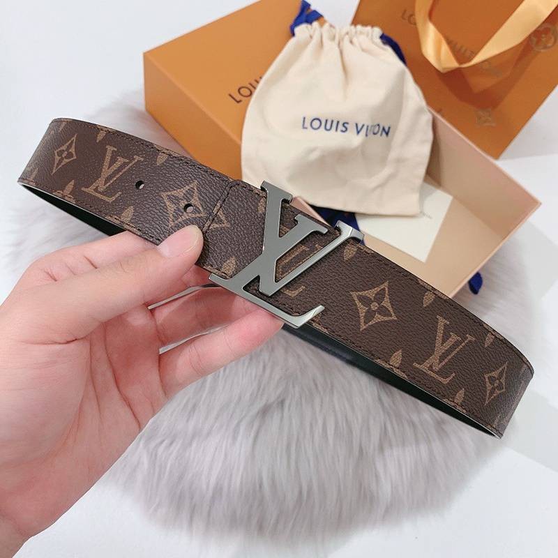 Very popular worldwide? Louis Vuitton replica Santur? Monogram Print 40MM reversible belt vuv24885