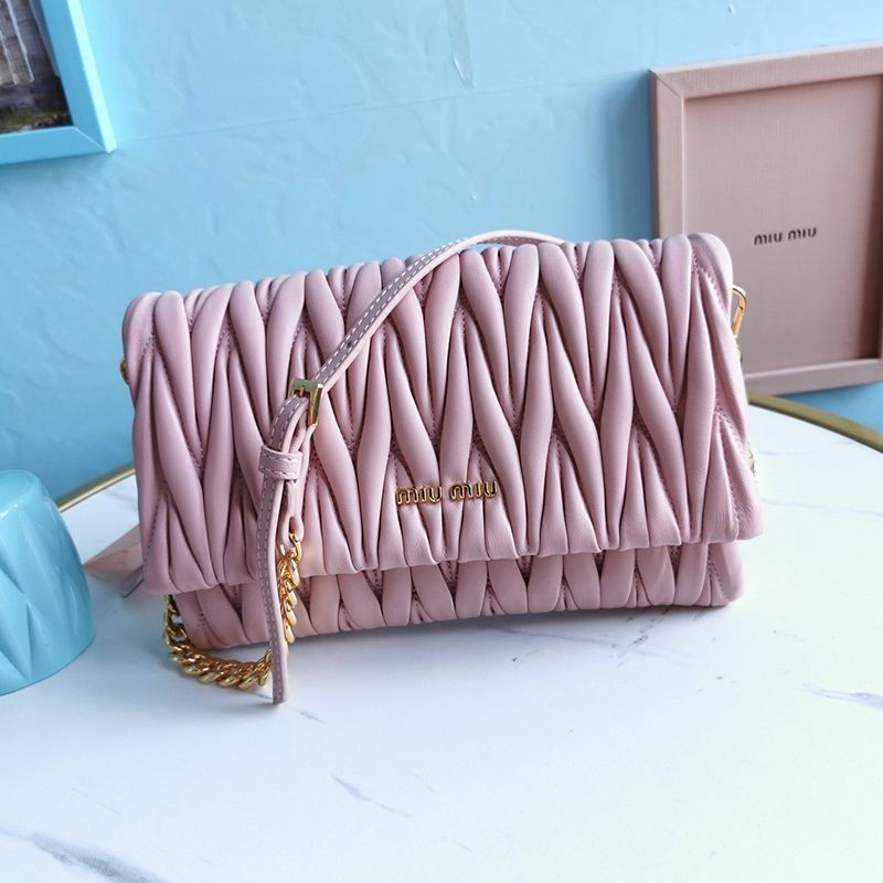 Very popular: Miu Miu Matelasse nappa leather bag replica myo33718 Very popular: Miu Miu Matelasse nappa leather bag replica myo33718