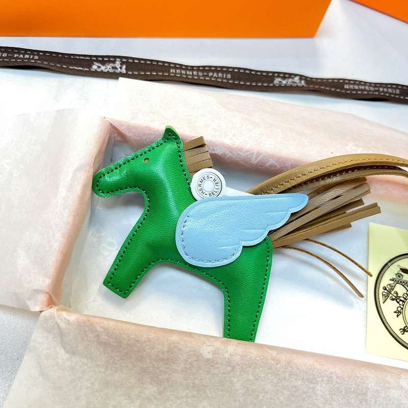 Extremely rare! Hermes Rodeo Pegasus Charm Replica eri69011