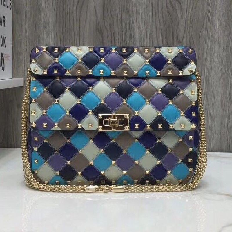 Super hot topic! [Valentino shoulder bag copy] Popular ★ Rockstud Spike Small Bag Vug69079