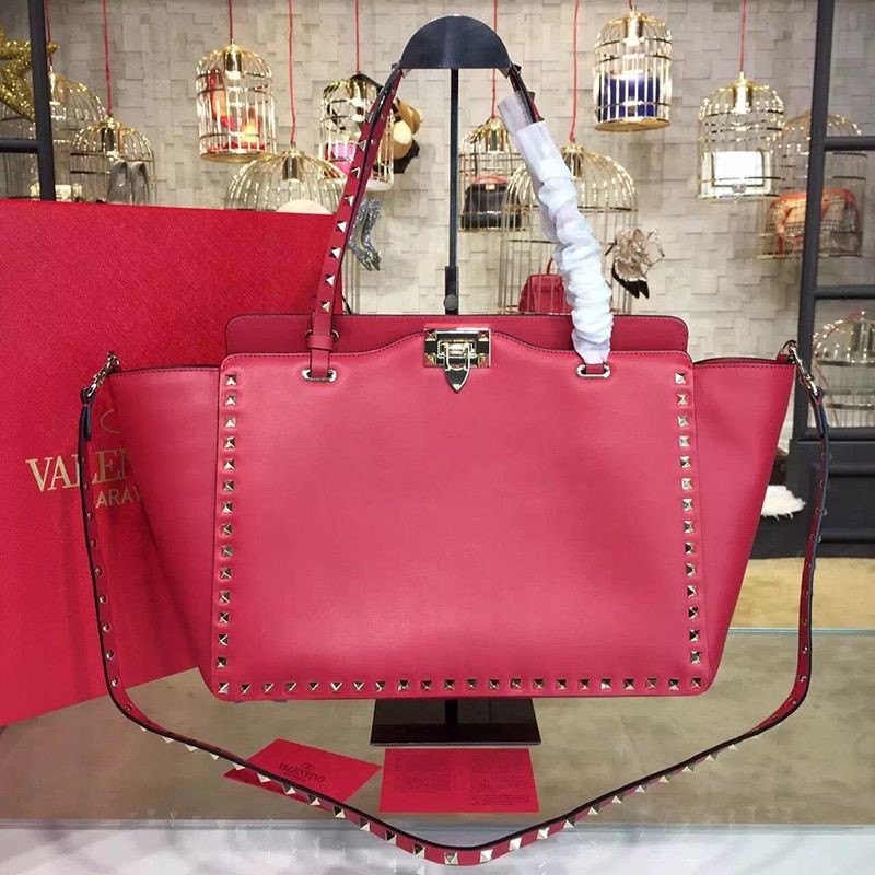 Rare ★ Valentino Tote Bag Replica ★ Calfskin Medium Rockstud Bag Vua63042