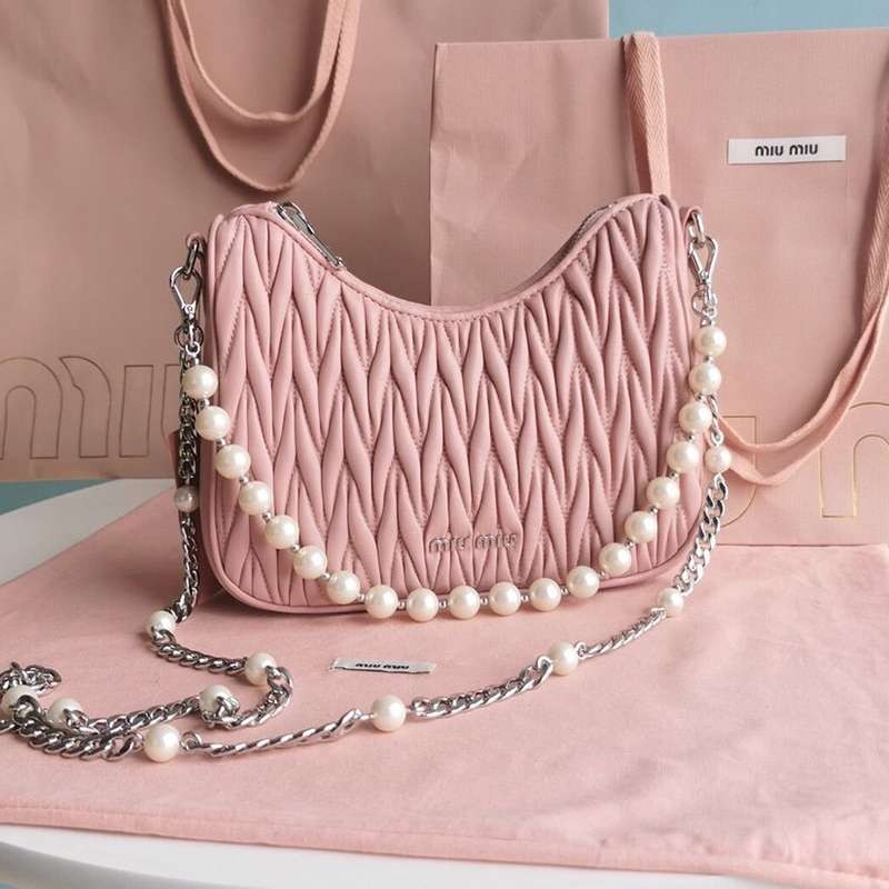 Competitive Miu Miu Replica Matelasse Nappa Leather Shoulder Bag with Pearls myx94769 Competitive Miu Miu Replica Matelasse Nappa Leather Shoulder Bag with Pearls myx94769