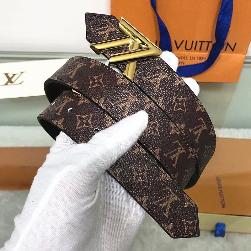 Hard to find Louis Vuitton Santur Twist replica 30mm reversible belt vuu07126