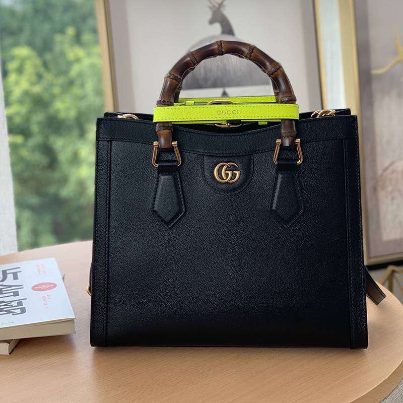 ★Popular in Japan! [Gucci Diana Replica] Small Tote Bag 2 sizes gud83556